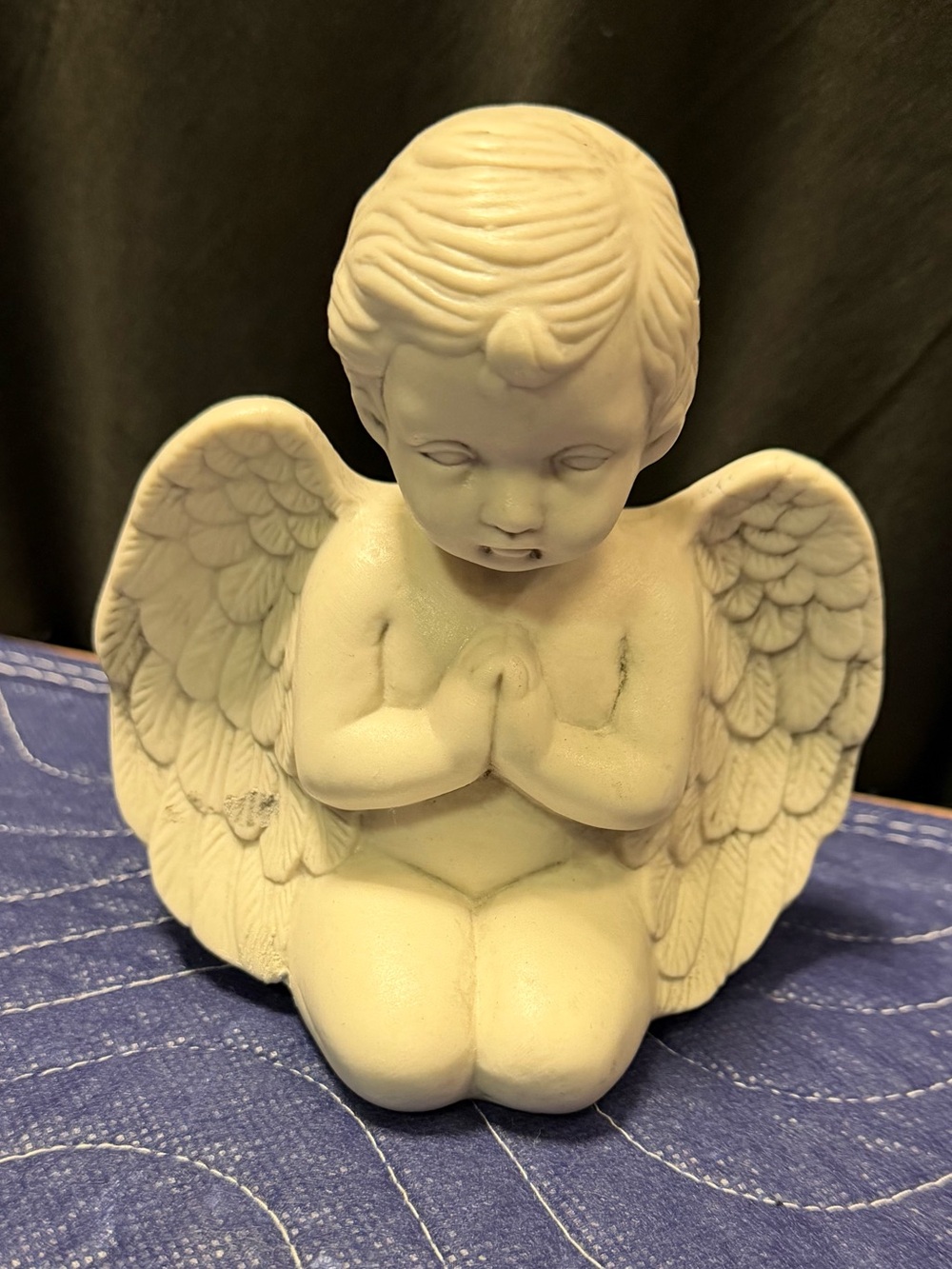 Vintage Praying Cupid Angel)